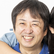みい